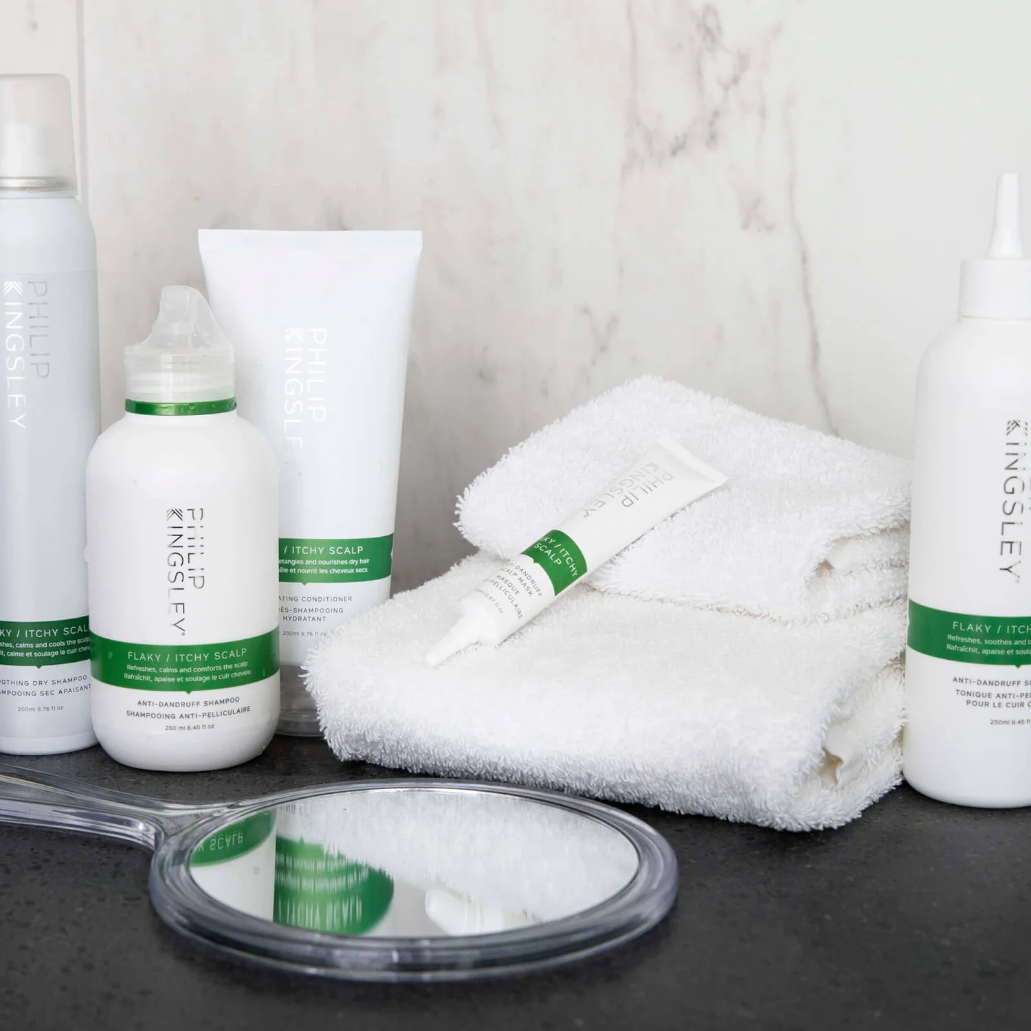 Philip Kingsley Flaky/Itchy Scalp Anti-Dandruff Shampoo 250ml 2 Philip Kingsley Flaky/Itchy Scalp Anti-Dandruff Shampoo 250ml - Image 2