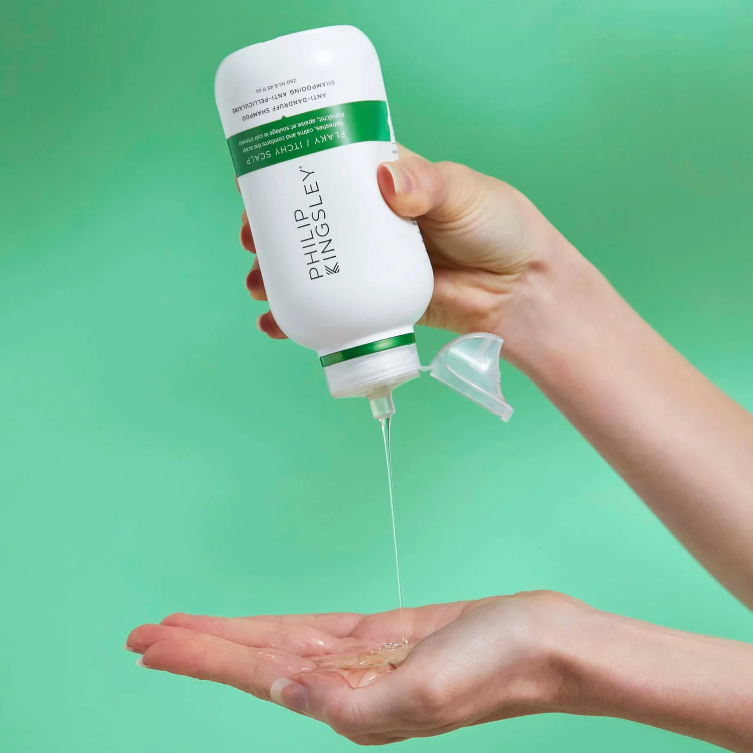 Philip Kingsley Flaky/Itchy Scalp Anti-Dandruff Shampoo 250ml 3 Philip Kingsley Flaky/Itchy Scalp Anti-Dandruff Shampoo 250ml - Image 3