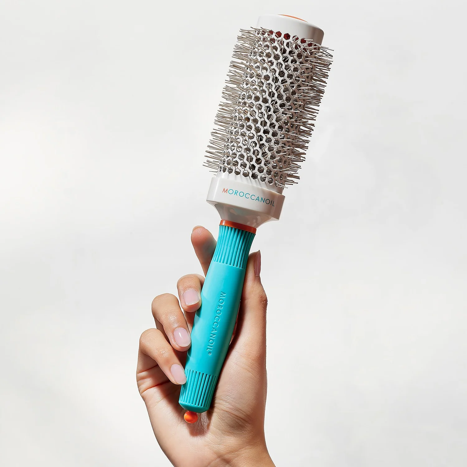 Moroccanoil Ceramic Round Brush 45mm 2 Moroccanoil Ceramic Round Brush 45mm - Image 2