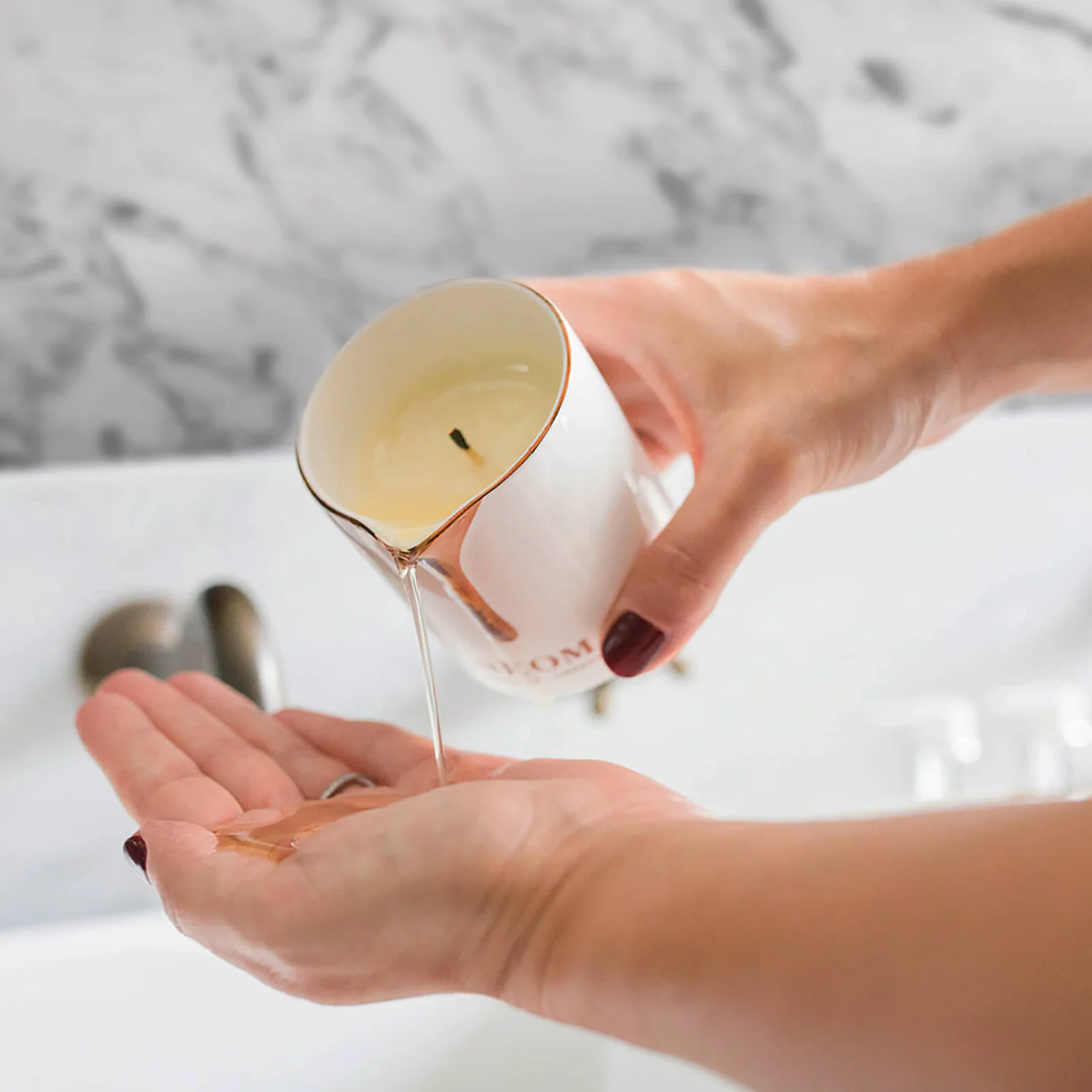 NEOM Real Luxury De-Stress Intensive Skin Treatment Candle 6 NEOM Real Luxury De-Stress Intensive Skin Treatment Candle - Image 6