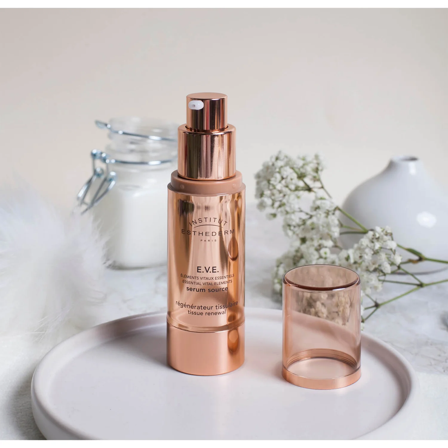 Institut Esthederm Eve Regenerating Face Serum 30ml 3 Institut Esthederm Eve Regenerating Face Serum 30ml - Image 3