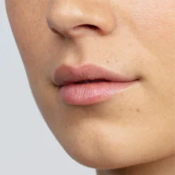 Αντίποδες Antipodes Kiwi Seed Oil Lip Conditioner 4g 7 Αντίποδες Antipodes Kiwi Seed Oil Lip Conditioner 4g -Skincare Store 11346186 1014991518622904