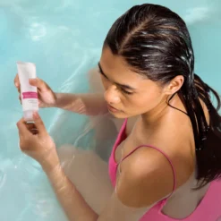 Philip Kingsley Swimcap Water Resistant Mask 75ml 7 Philip Kingsley Swimcap Water Resistant Mask 75ml -Skincare Store 11416793 1835074727861853