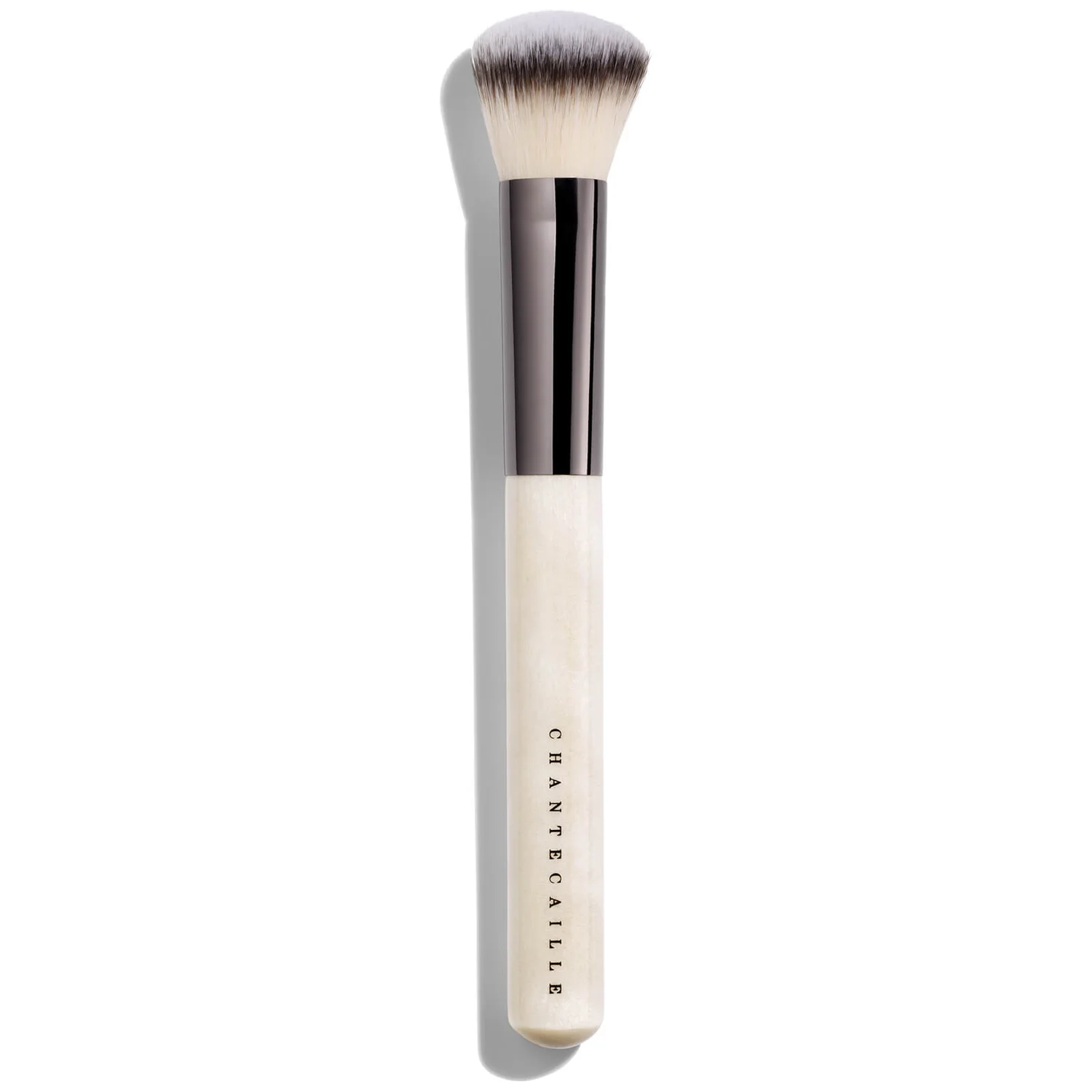 Chantecaille Sculpting Brush 1 Chantecaille Sculpting Brush