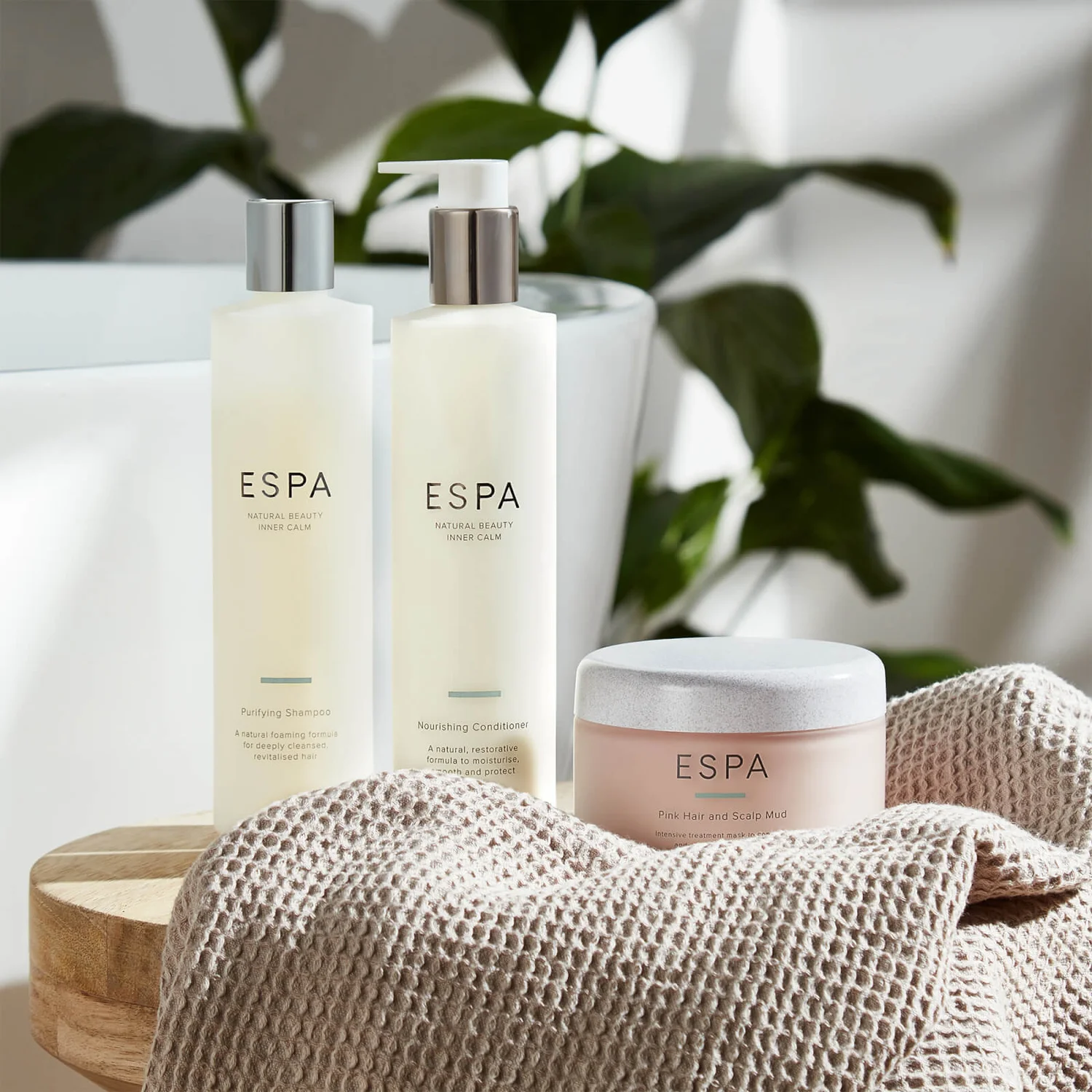 ESPA Nourishing Conditioner 295ml 4 ESPA Nourishing Conditioner 295ml - Image 4
