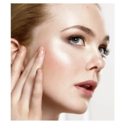 L’Oréal Paris L'Oréal Paris Glow Mon Amour Liquid Highlighting Drops - Champagne 15ml 7 L’Oréal Paris L'Oréal Paris Glow Mon Amour Liquid Highlighting Drops - Champagne 15ml -Skincare Store 11708608 1704561837118709