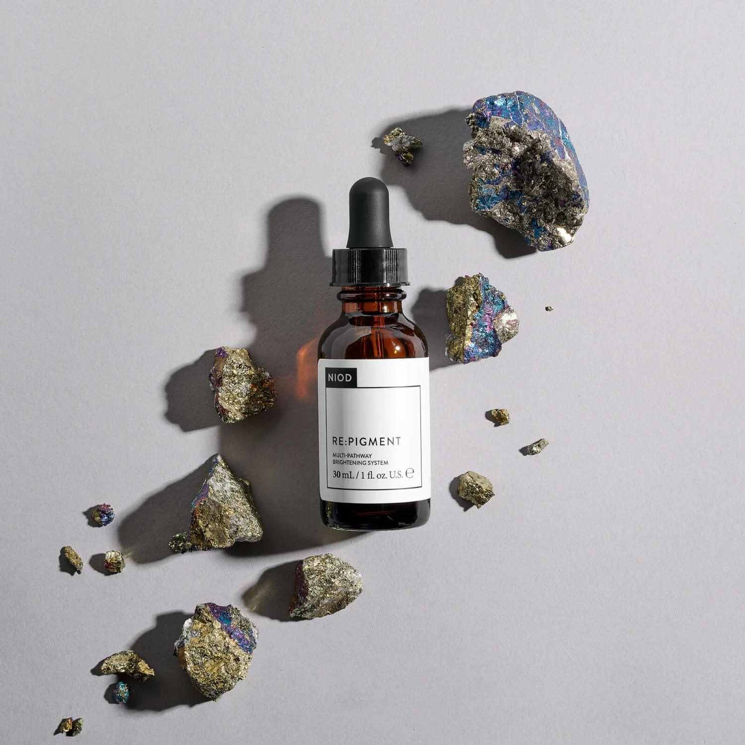 NIOD RE: Pigment Serum 30ml 4 NIOD RE: Pigment Serum 30ml - Image 4