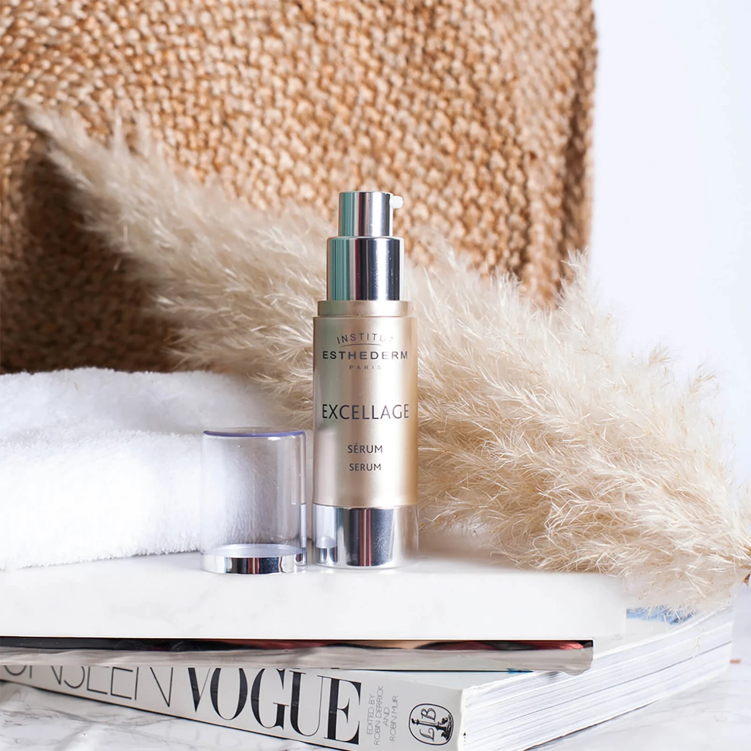 Institut Esthederm Excellage Firming Face Serum 30ml 3 Institut Esthederm Excellage Firming Face Serum 30ml - Image 3