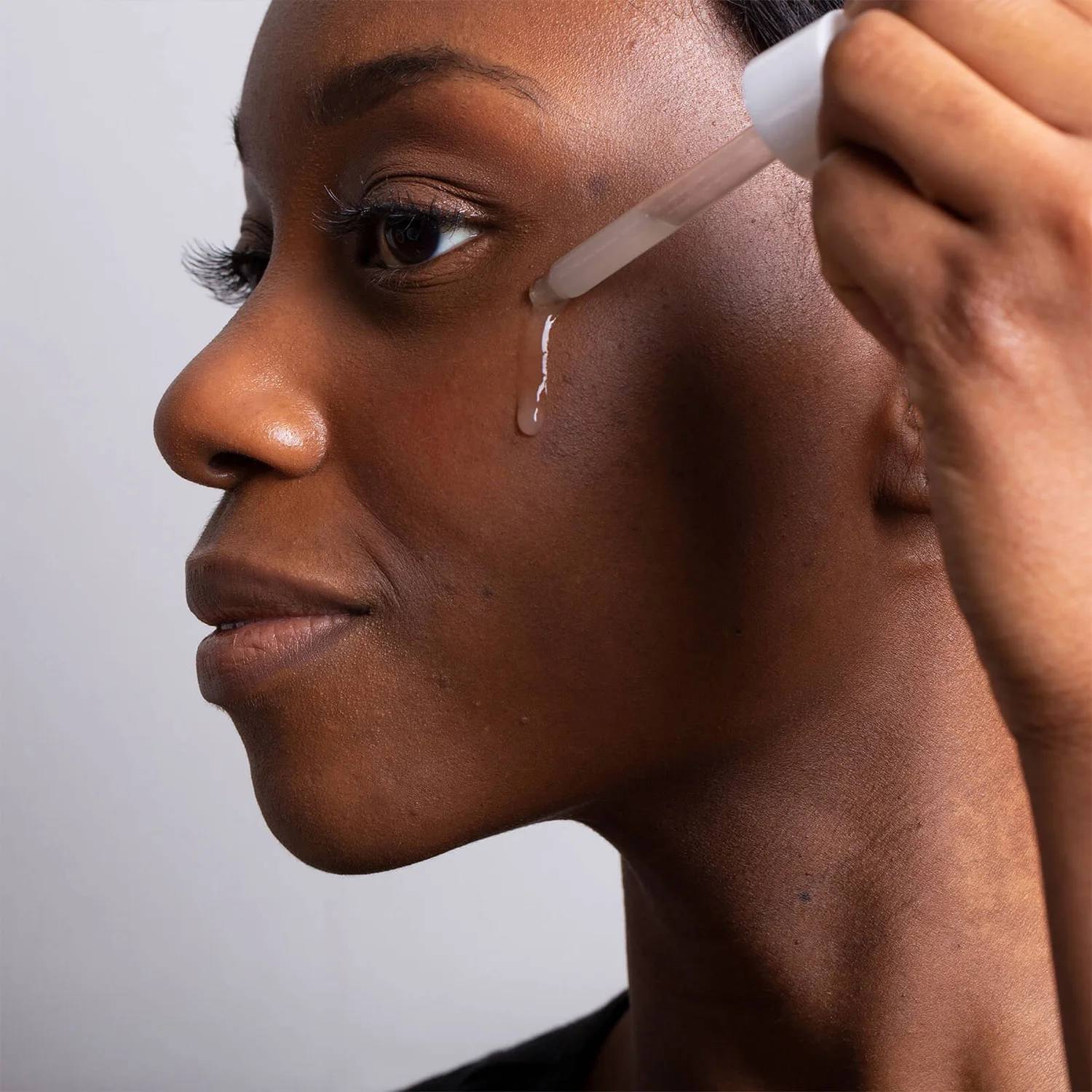 Balance Me Tri-Molecular Hyaluronic Serum 30ml 6 Balance Me Tri-Molecular Hyaluronic Serum 30ml - Image 6