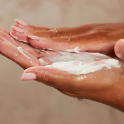 Mama Mio Tummy Rub Scrub 180ml -Skincare Store 12078033 7555014345502199