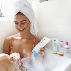 Mio Dive In Refreshing Body Wash With AHAs 200ml 12 Mio Dive In Refreshing Body Wash With AHAs 200ml -Skincare Store 12093383 8614799239354884