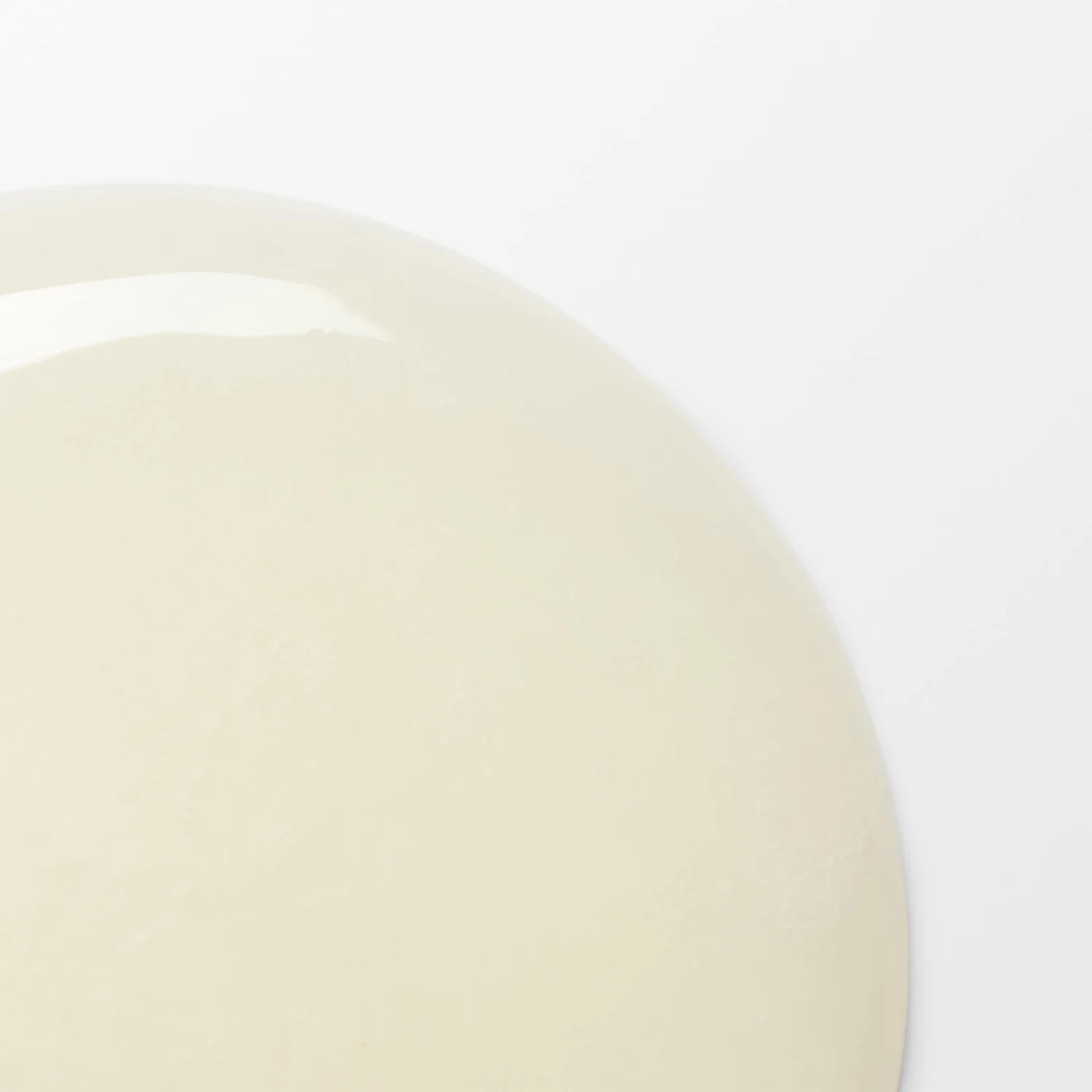 Mio Dive In Refreshing Body Wash With AHAs 200ml 3 Mio Dive In Refreshing Body Wash With AHAs 200ml - Image 3