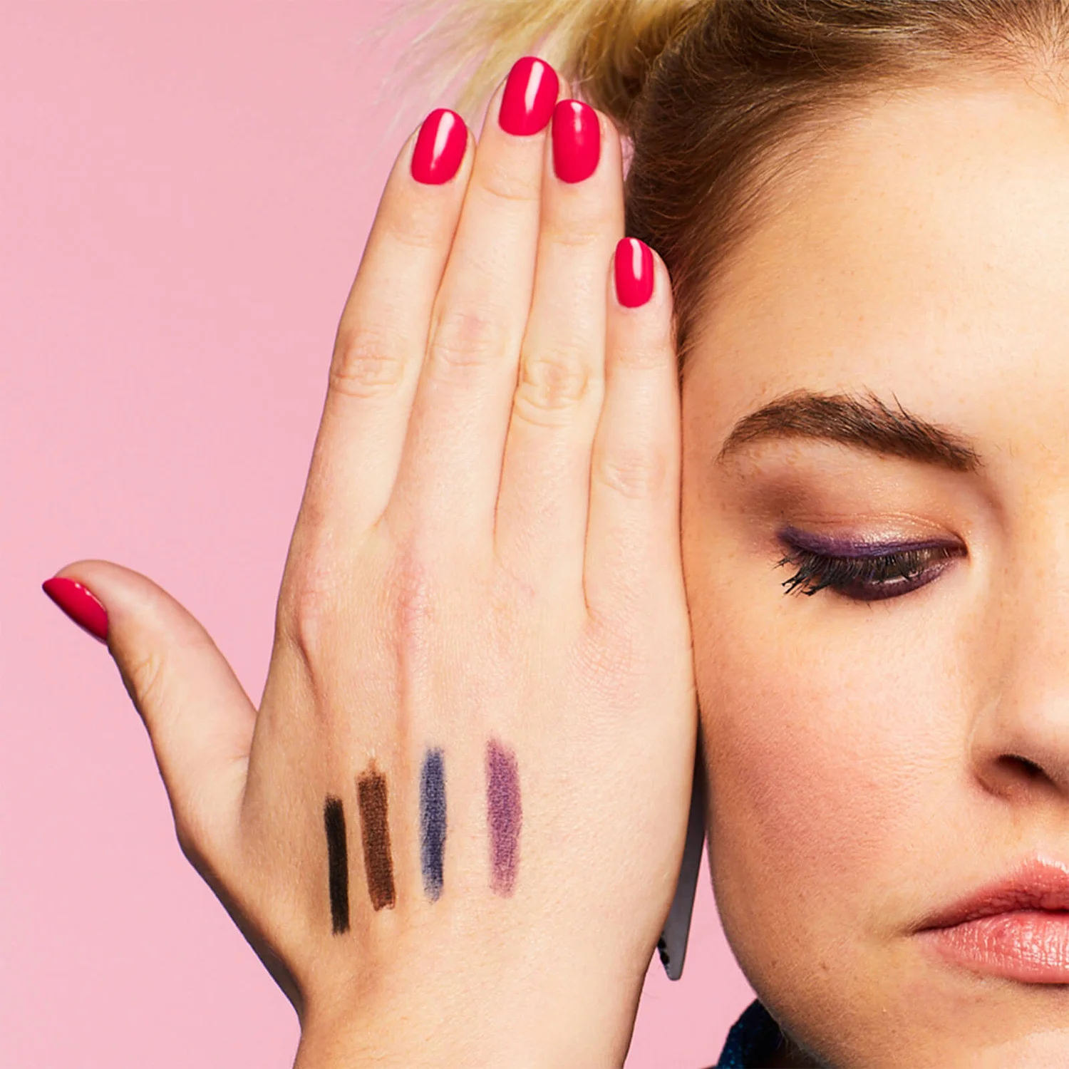 Benefit BADgal BANG Pencil 0.3g (Various Shades) 2 Benefit BADgal BANG Pencil 0.3g (Various Shades) - Image 2