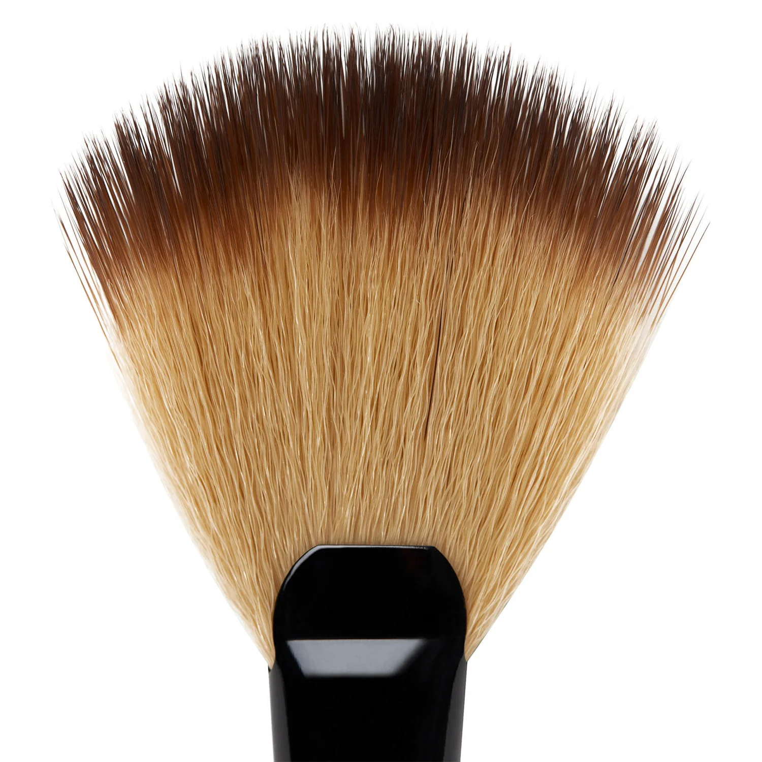 Illamasqua Highlighter Brush 2 Illamasqua Highlighter Brush - Image 2