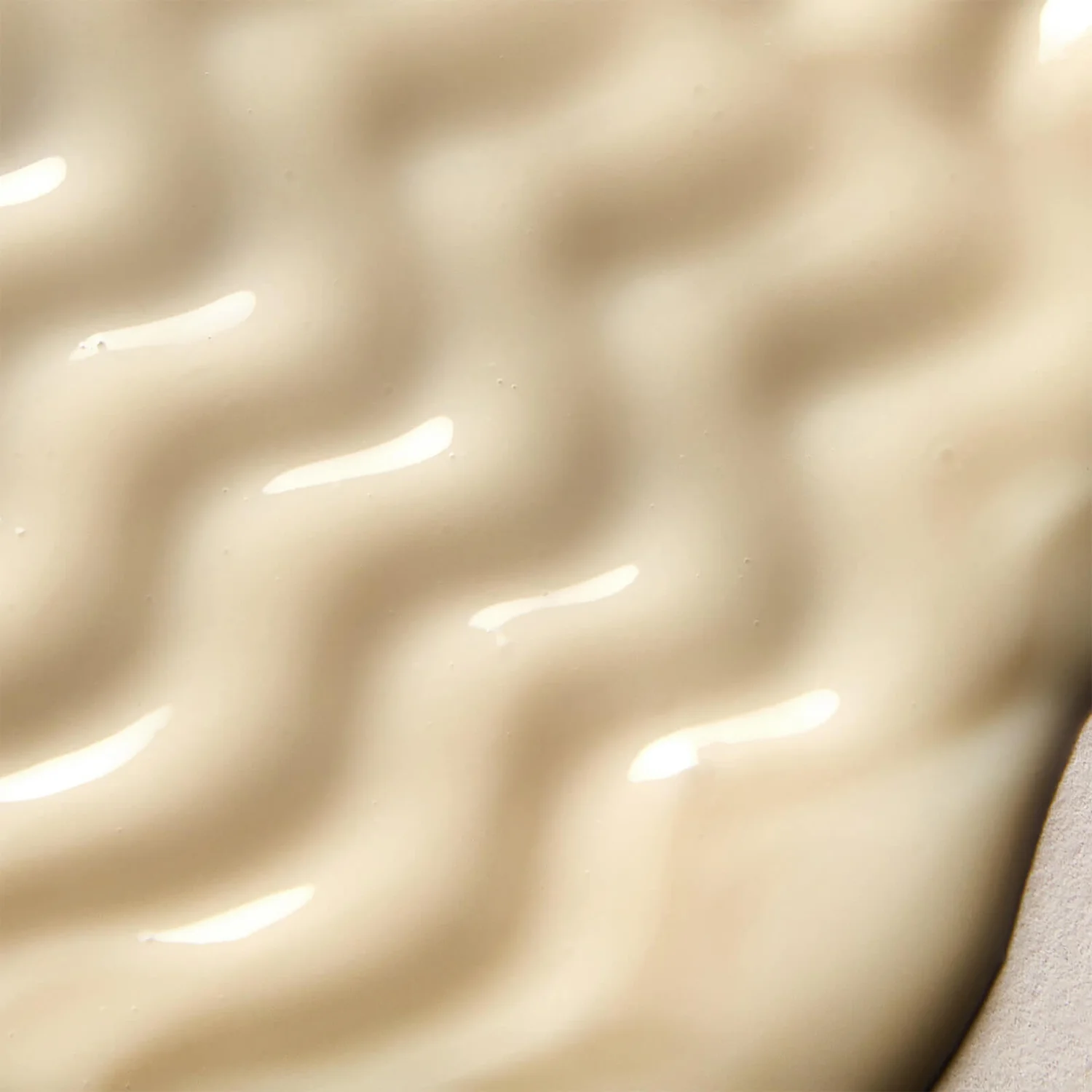 Elemis Peptide4 Antioxidant Hydra-Serum 30ml 2 Elemis Peptide4 Antioxidant Hydra-Serum 30ml - Image 2