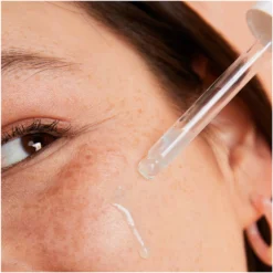 Isle Of Paradise HYGLO Hyaluronic Self-Tan Serum For Face 30ml 8 Isle Of Paradise HYGLO Hyaluronic Self-Tan Serum For Face 30ml -Skincare Store 12504923 1975041592318901