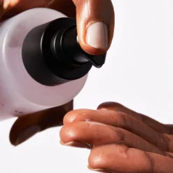 Tan-Luxe Super Glow Body Hyaluronic Self-Tan Serum 150ml 7 Tan-Luxe Super Glow Body Hyaluronic Self-Tan Serum 150ml -Skincare Store 12508660 3344861210064478