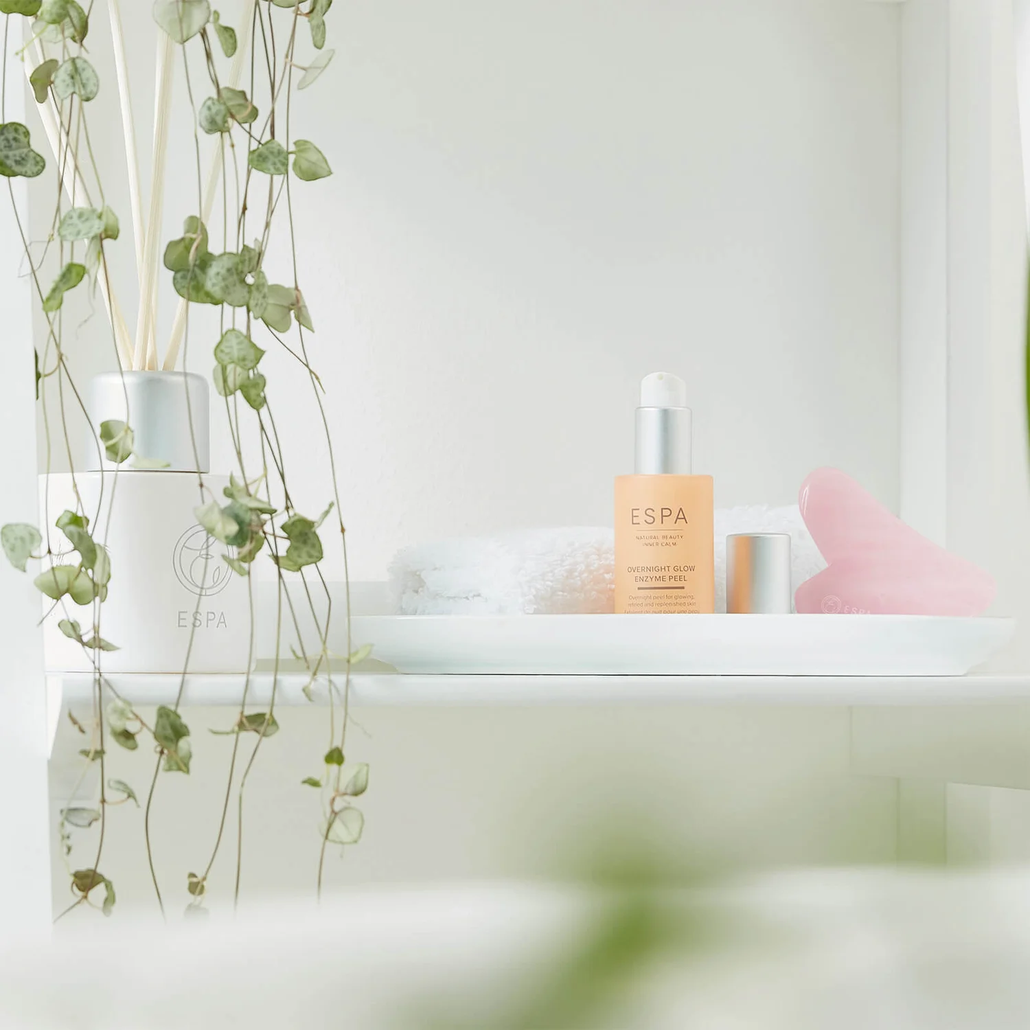 ESPA Overnight Glow Enzyme Peel 30ml 4 ESPA Overnight Glow Enzyme Peel 30ml - Image 4