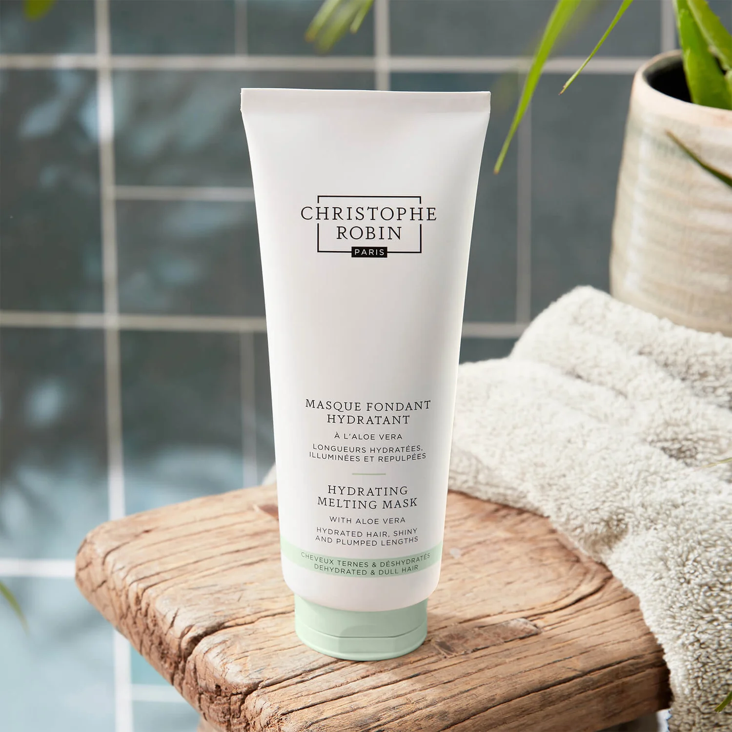 Christophe Robin Hydrating Melting Mask With Aloe Vera 200ml 2 Christophe Robin Hydrating Melting Mask With Aloe Vera 200ml - Image 2