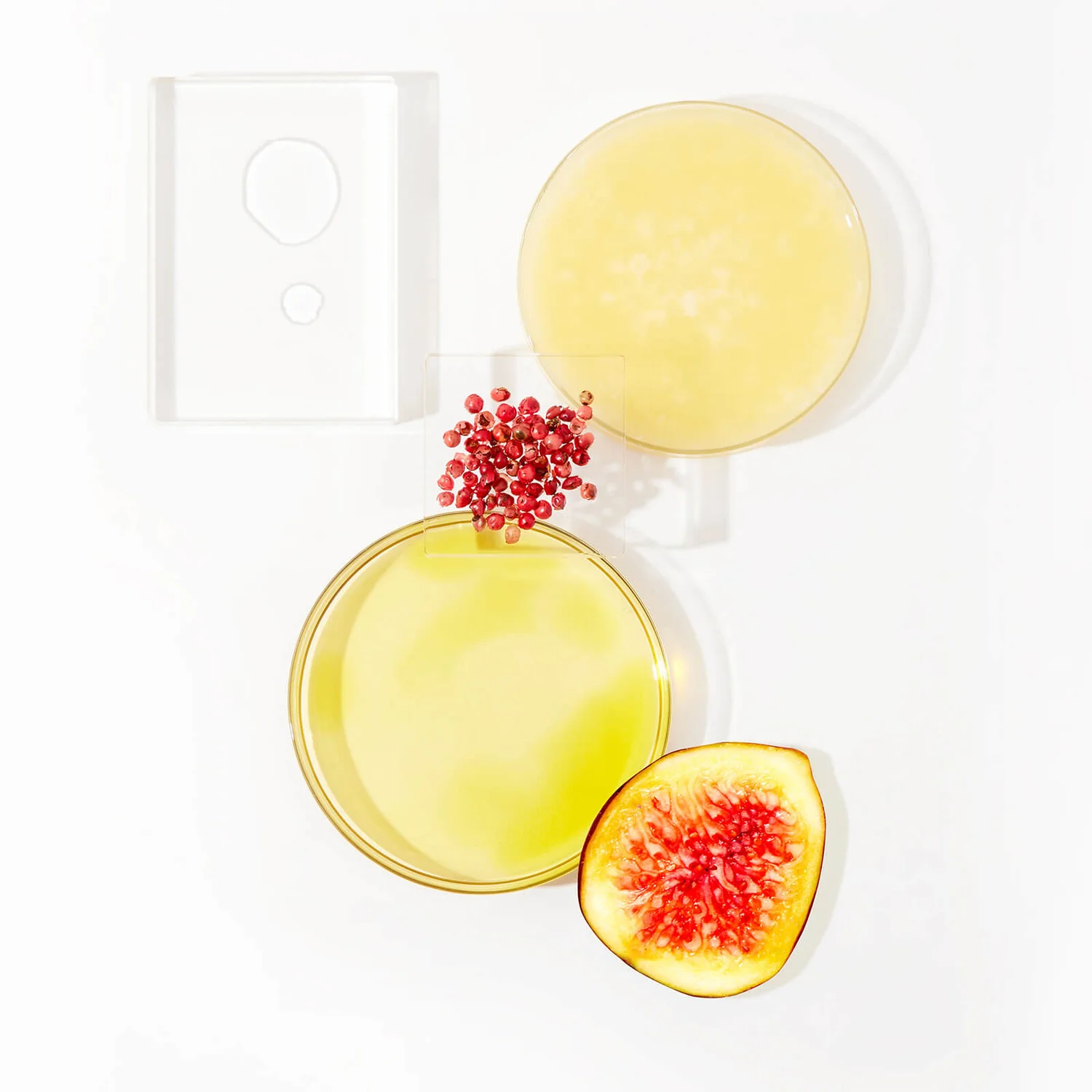 Mio Skincare Glowing Skin Routine Duo (Worth £35.00) 4 Mio Skincare Glowing Skin Routine Duo (Worth £35.00) - Image 4