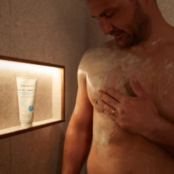 AMELIORATE Clarifying Clay Body Wash 200ml -Skincare Store 12673823 3405001917389425