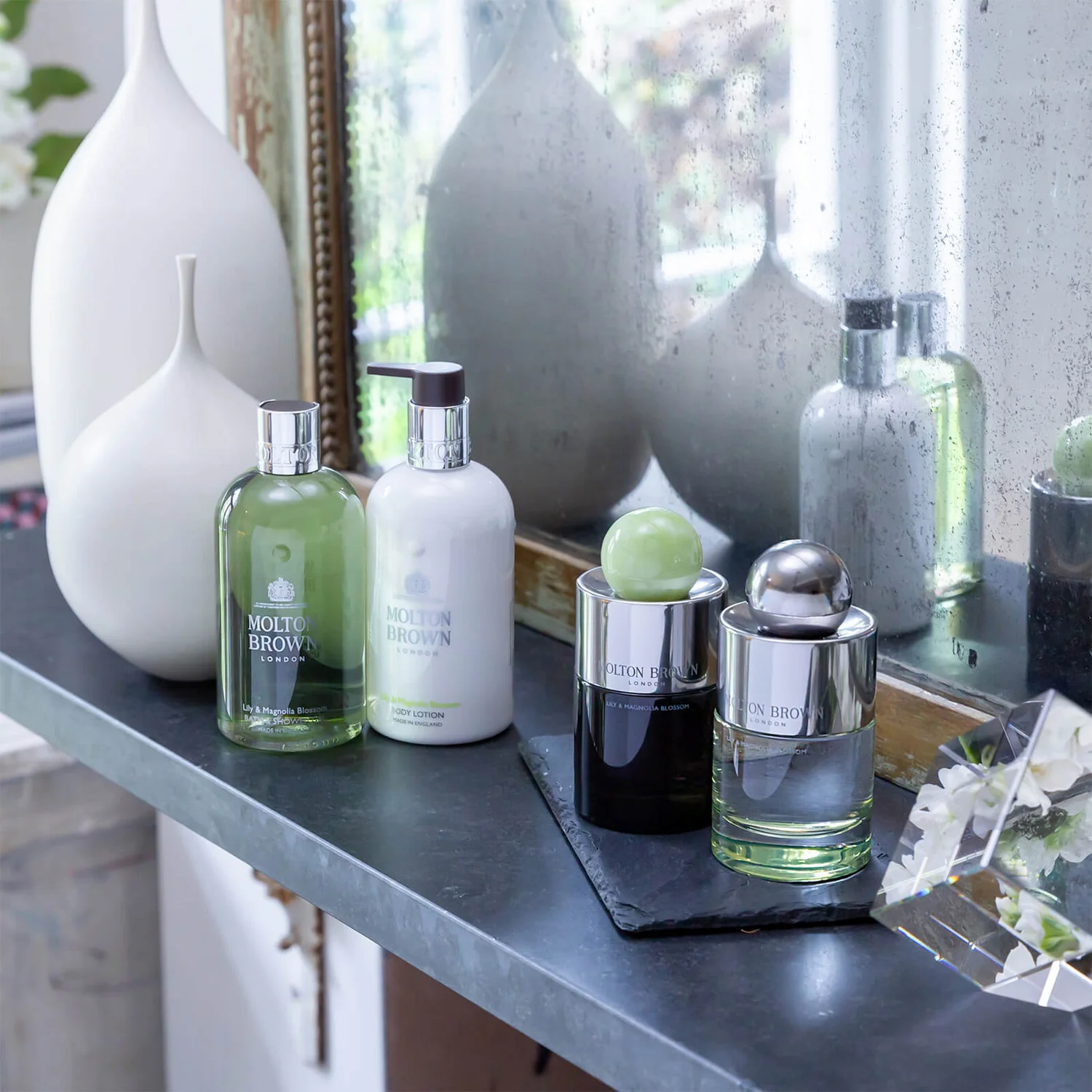 Molton Brown Lily & Magnolia Blossom Eau De Toilette 100ml 6 Molton Brown Lily & Magnolia Blossom Eau De Toilette 100ml - Image 6