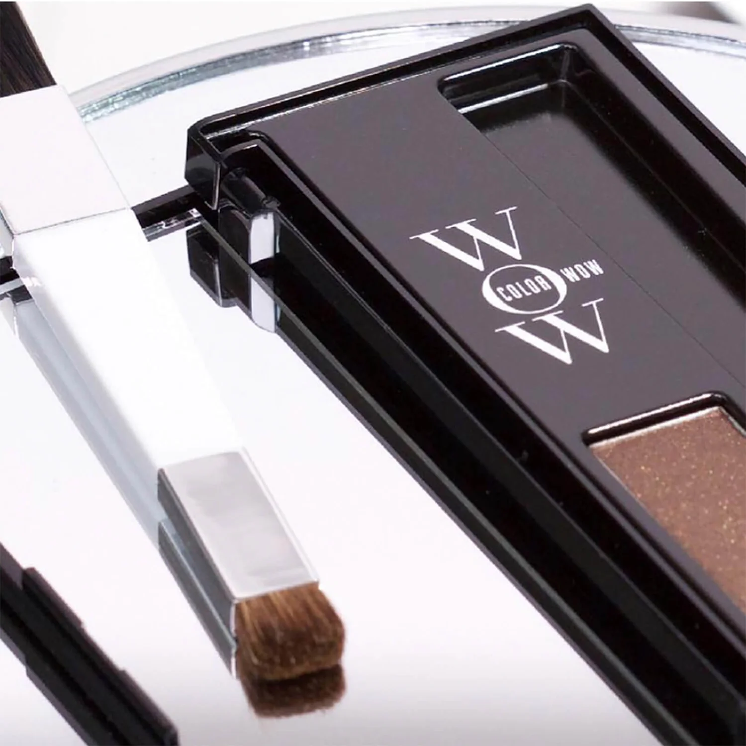 Color Wow Root Cover Up 1.9g (Various Shades) 5 Color Wow Root Cover Up 1.9g (Various Shades) - Image 5